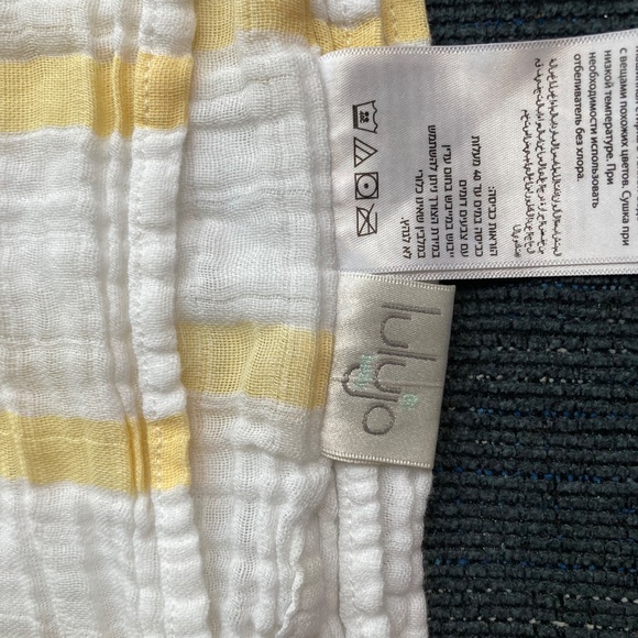 Lulujo muslin cotton swaddle - Picture 2 of 2